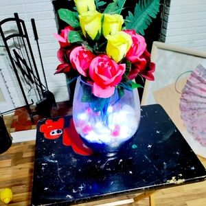 Artificial flower arrangement